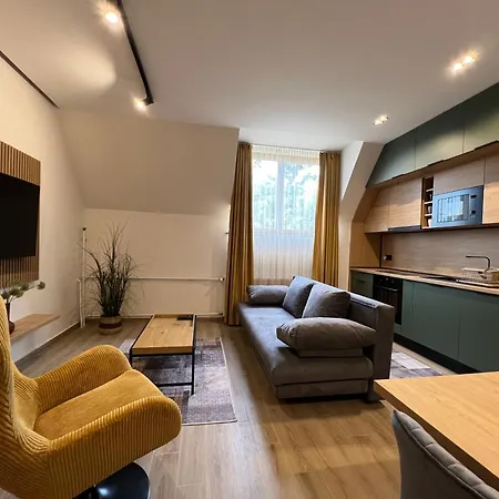 Vip Vendeghaz Miskolctapolca בית נופש מישקולץ